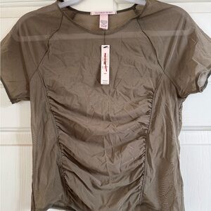 💚Victoria's Secret Khaki Mesh Short Sleeve Top